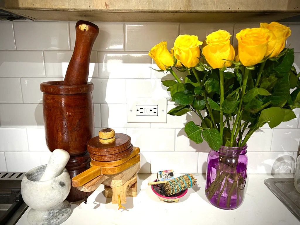 How to Create a Kitchen Altar: A Sacred Space for Healing and&nbsp;Intuition